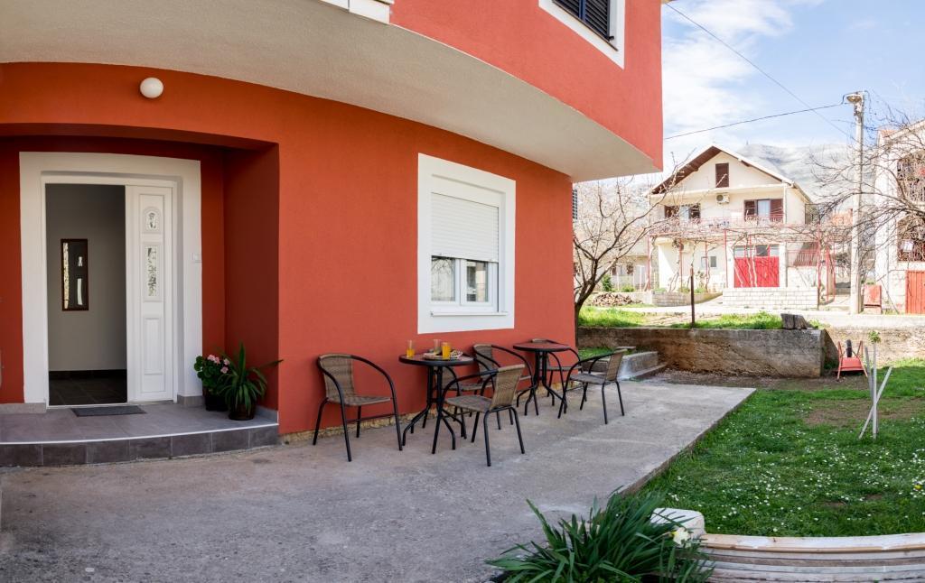 Apartmani Bridge Trebinje Eksteriør billede